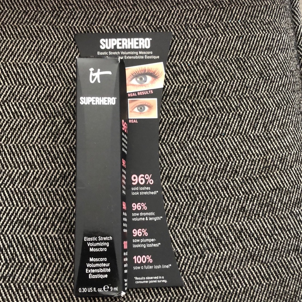 IT Cosmetics Super Hero Mascara NWT FULL SIZE